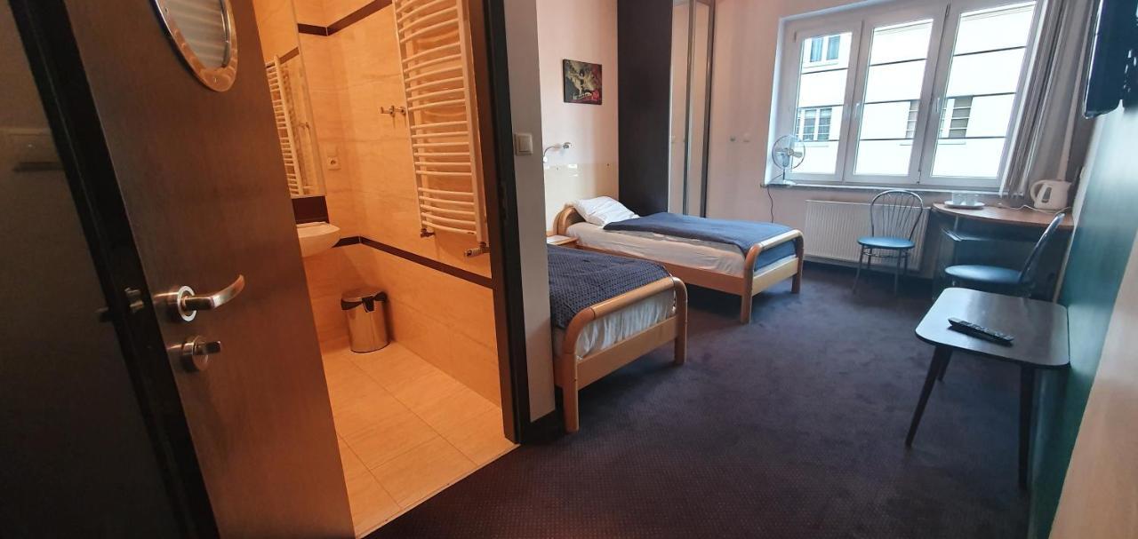 Pentagos Apartment Poznan Bagian luar foto