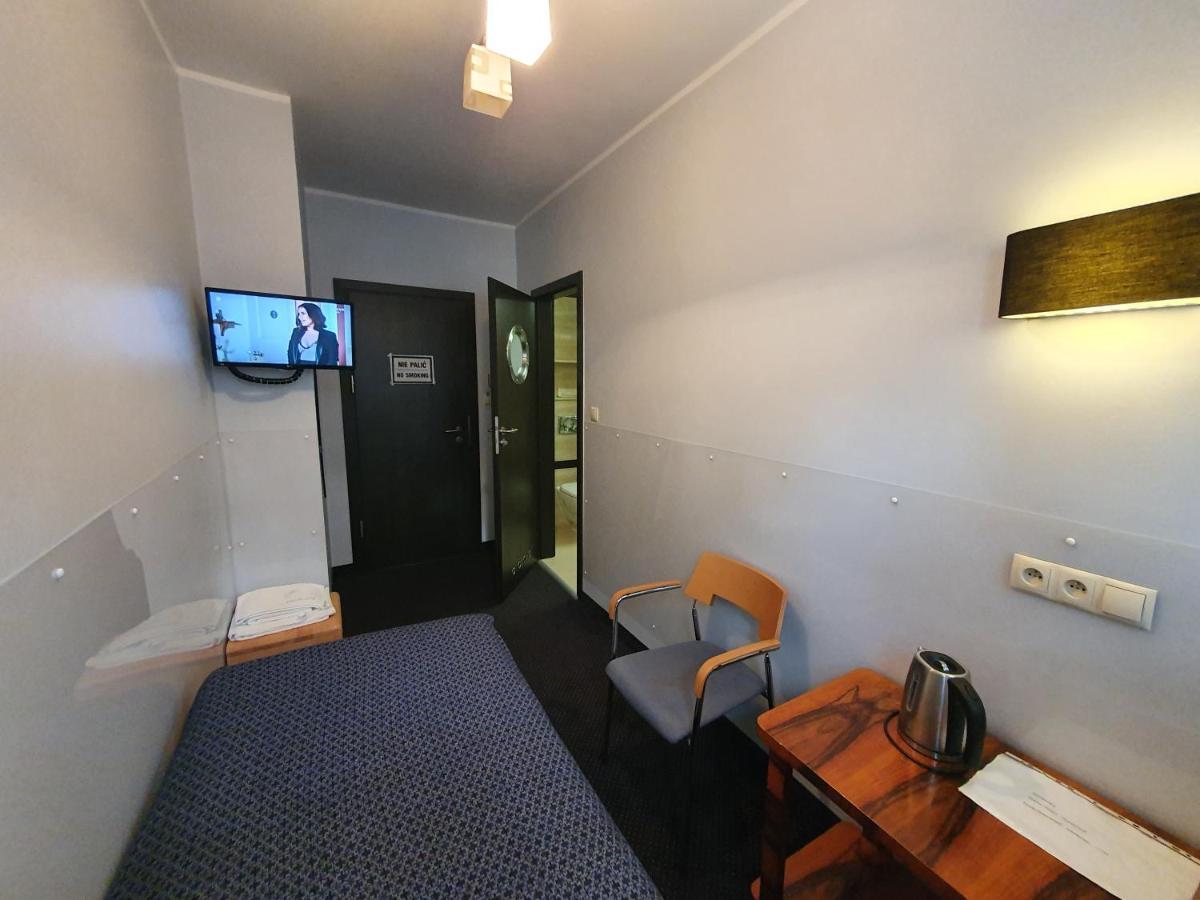 Pentagos Apartment Poznan Bagian luar foto